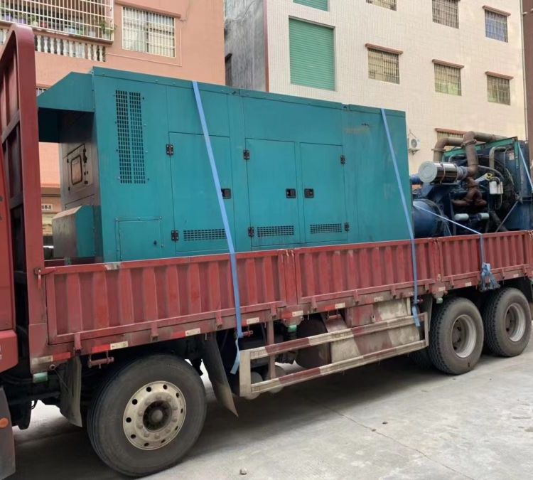 九真镇如何在不同负载率下确保 400KW 柴油发电机组的正常运行？