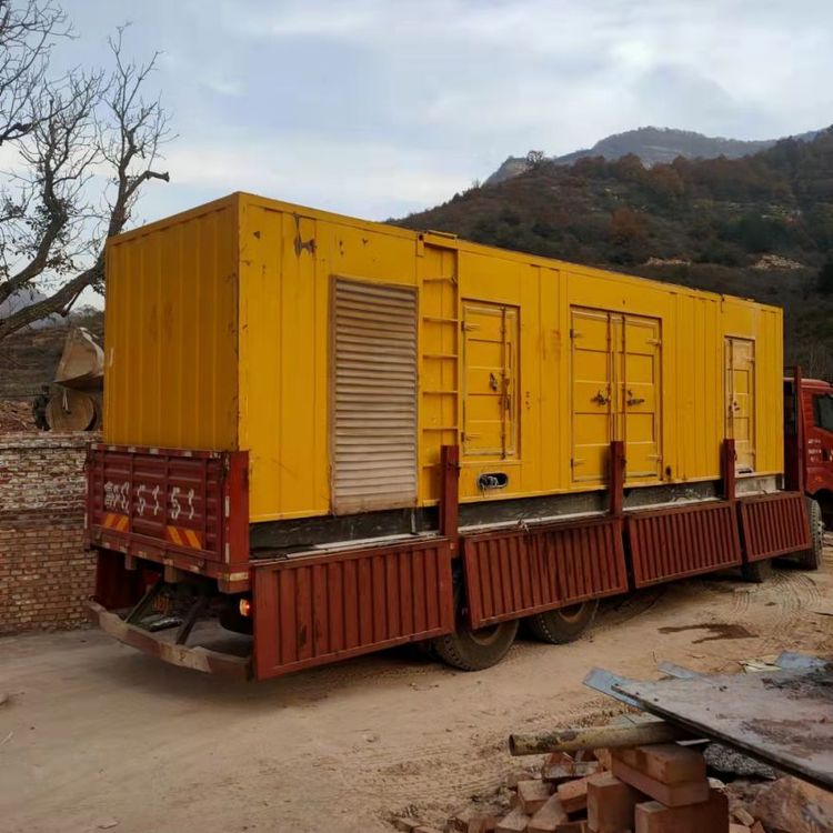 九真镇200kW 发电机组在带电阻性负载时，输出功率会受到哪些因素的影响？
