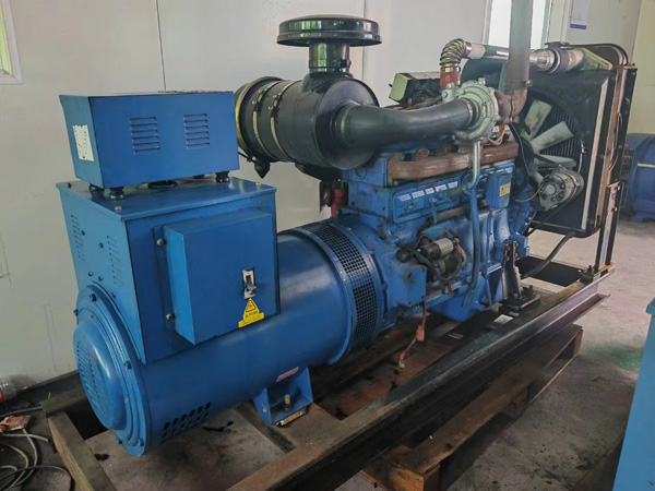 九真镇100kW柴油发电机组使用多级机油有哪些优缺点？